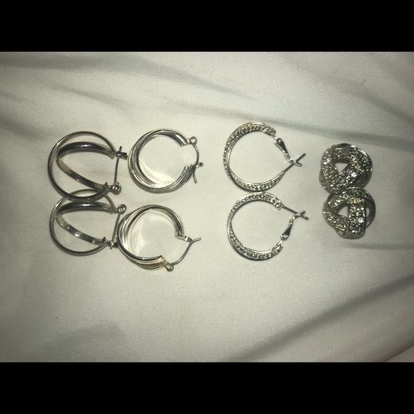 Earrings - Picture 1 of 1